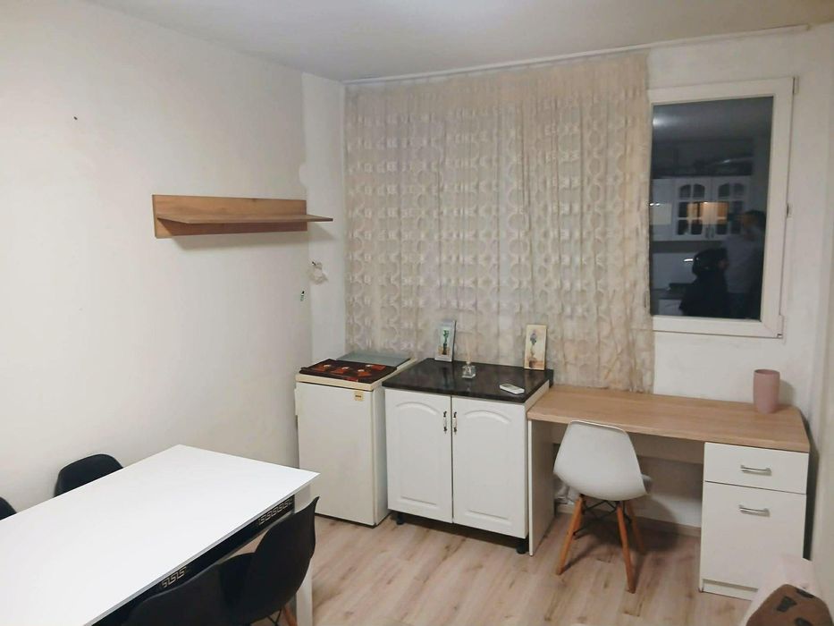 Двустаен, под наем, ж.к Банишора