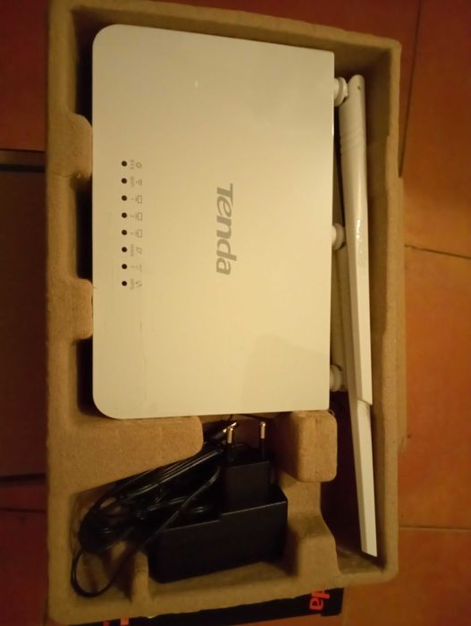 Router wireless Tenda F3, N300Mbps