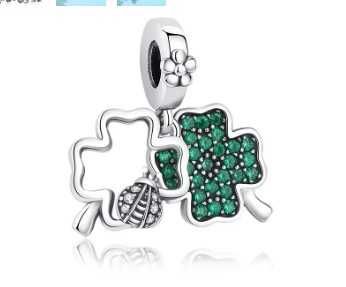 Colectie charmuri Lucky