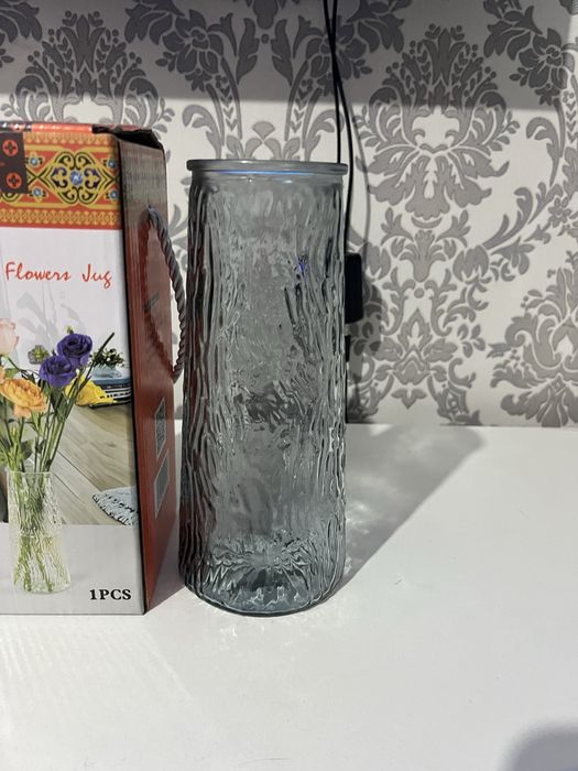 Продам вазу для цветов