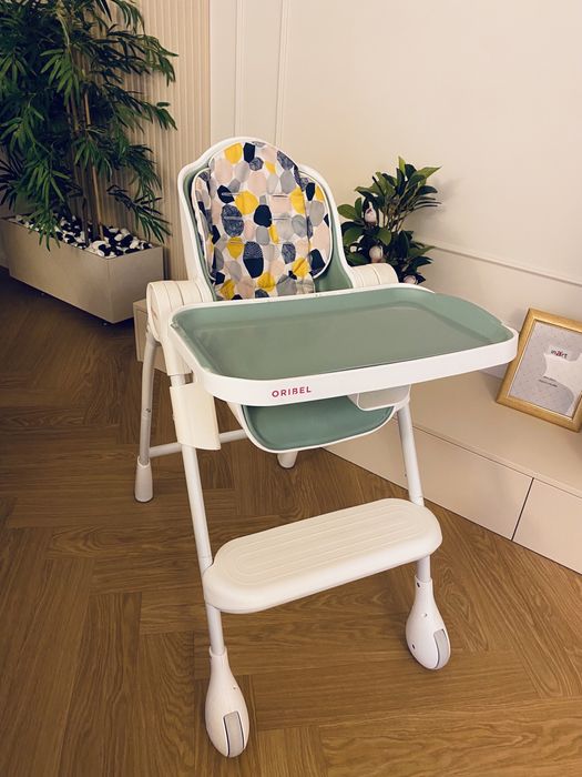 Scaun de masa bebelusi