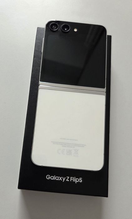 De vanzare Samsung  Galaxy Z Flip 5
