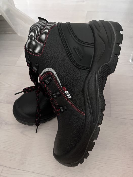 Ботинка мужская