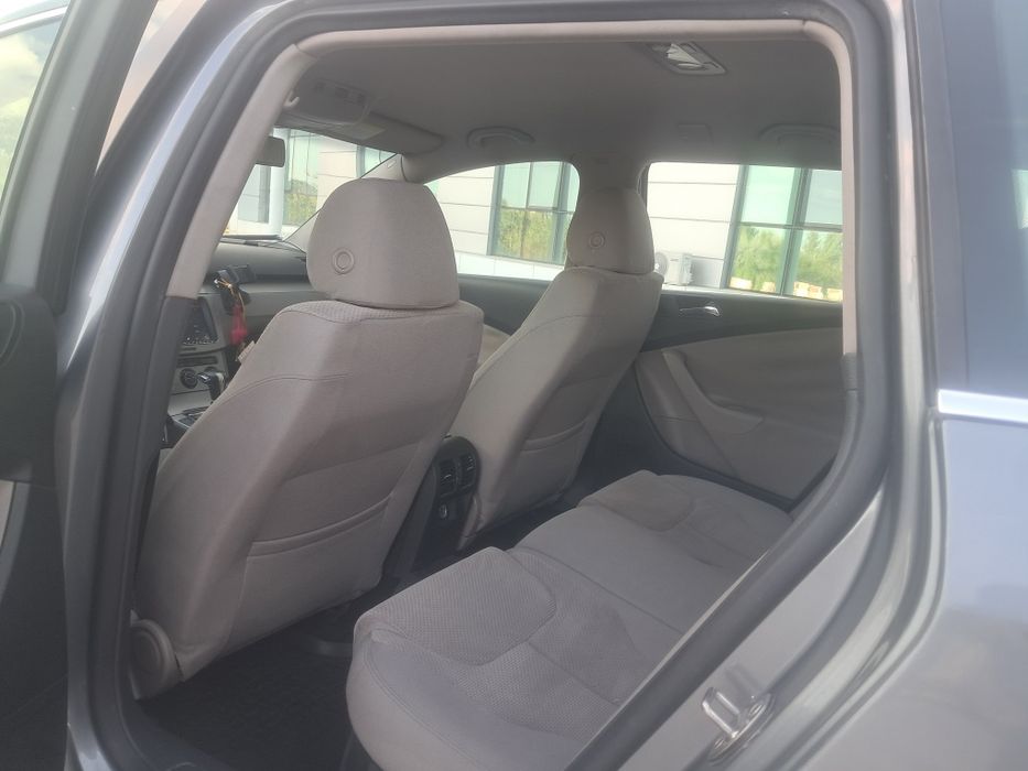 De vânzare Volkswagen Passat Model B6 Higline 2.0 TDI 140Cp Automat  DSG  An 2008