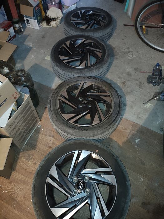 Продам диски хундай оригинал 16