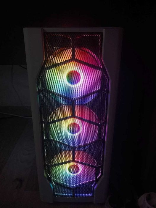 URGENT PC Gaming I5 10400F/24GB/512GB/RTX 2060 super