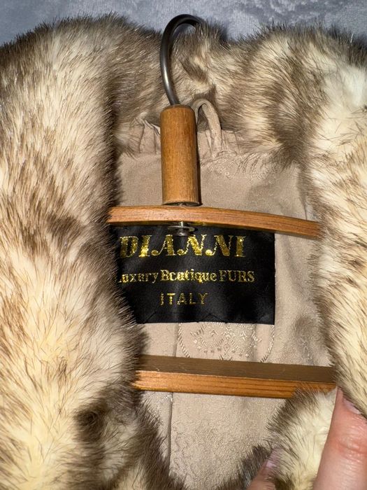 Продам норковые шубы