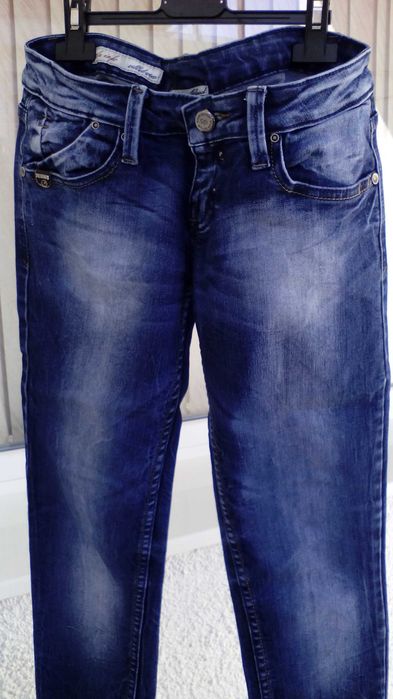 Дамски дънки - размер S