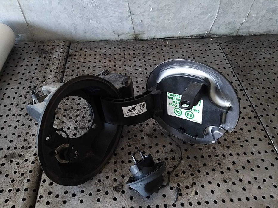 Capac usita rezervor cu buson renault clio 4 781203354r 781206903r