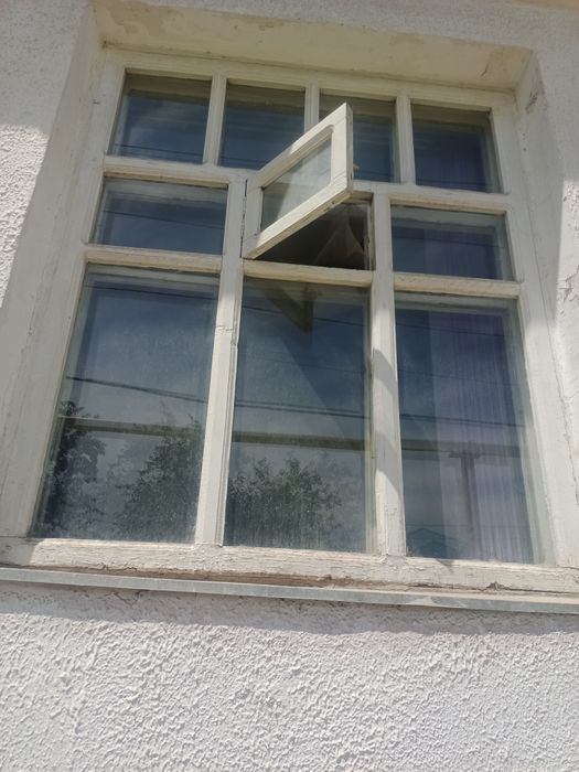Терезе сатылады жаксы жагдайда