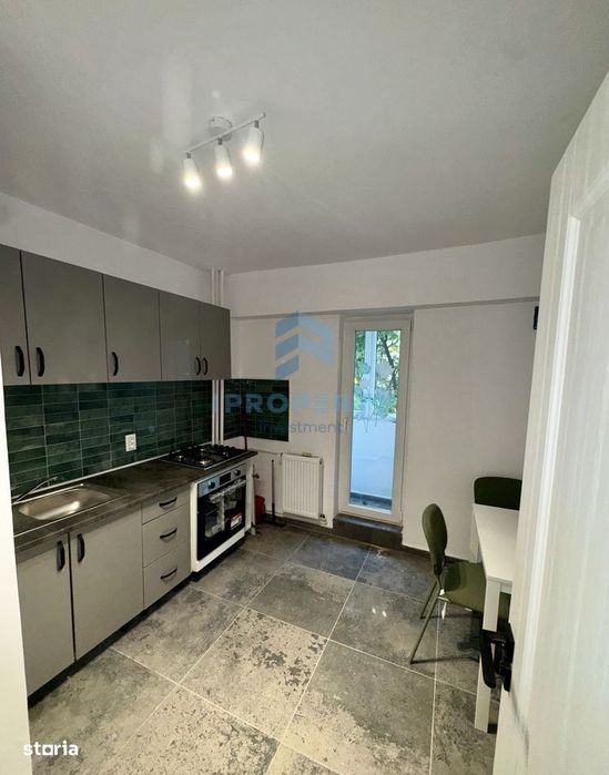 Garsoniera Piata Muncii 8 min Metrou Cat friendly