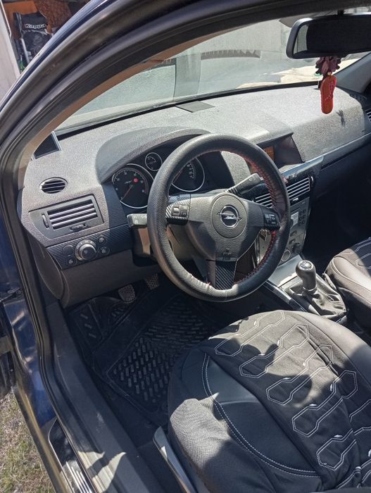 Vînd Opel Astra h