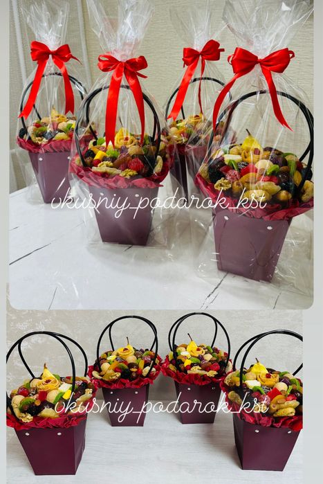 Сладкие букеты и корзины