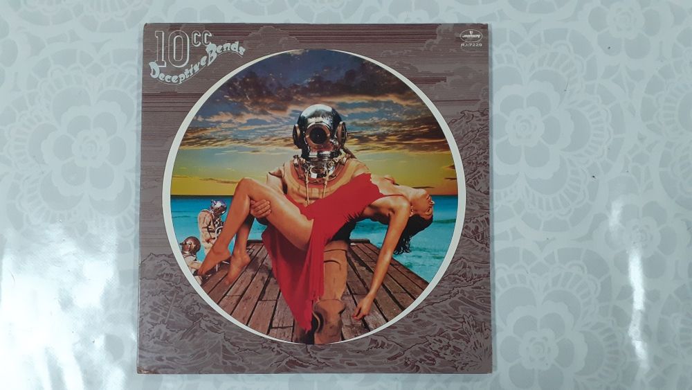 10CC /DECEPTIVE BENDS/ виниловая пластинка
