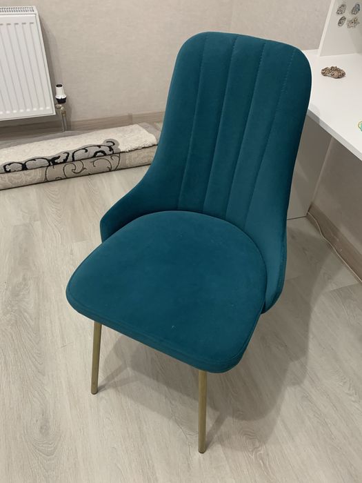 Продам стол ученический