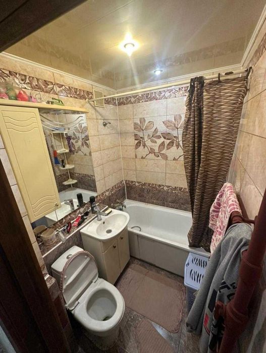 Продается 2 ком. площадь 50