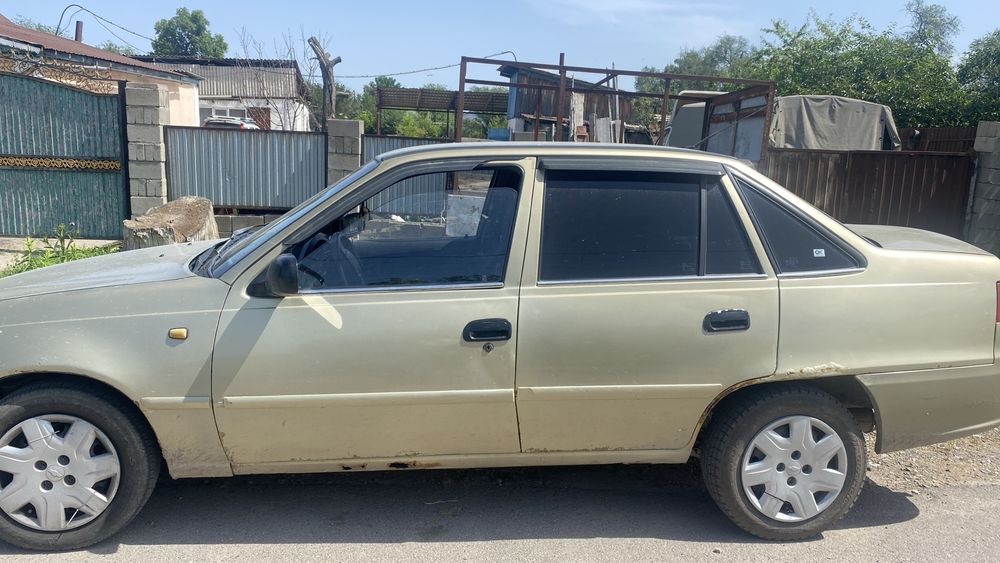 Продам DAEWOO NEXIA 2011