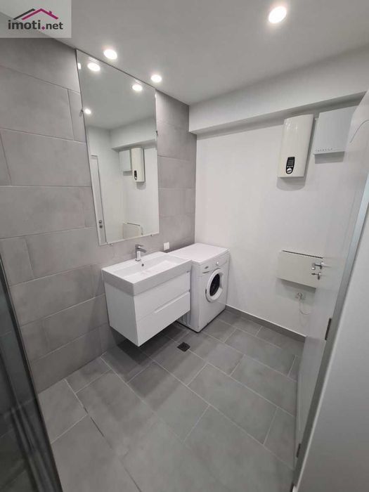 Дава се под наем Тристаен апартамент в Пловдив, Център - 120 кв.м за 700 € - Снимка #2