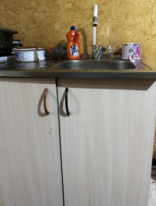 Продается мойка с шкафчиком