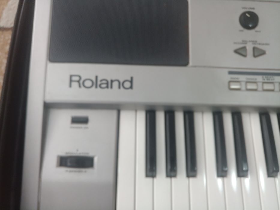 Orgă Roland EXR-7