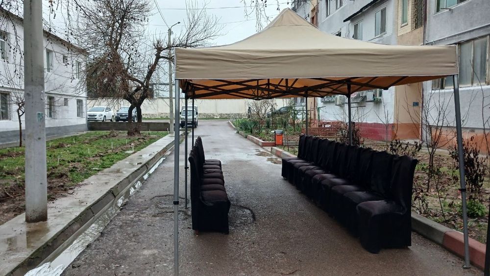 24/7 Prakat. Zontik (shatyor) To'y va boshqa marosimlar uchun stol stu