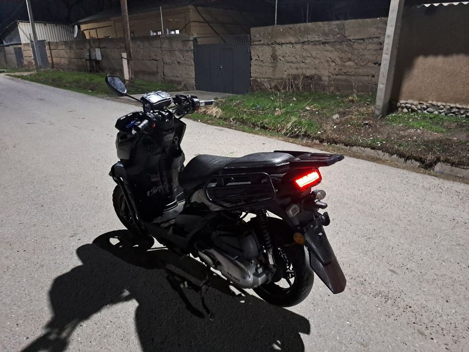 Продаётся скутер танк срочно