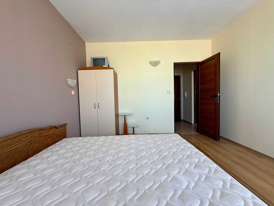 Продава се Двустаен апартамент в к.к. Слънчев бряг - 67 кв.м за 682 €/кв.м - Снимка #5