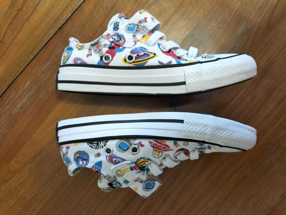 Tenesi Converse mărimea 28 int. 18 cm