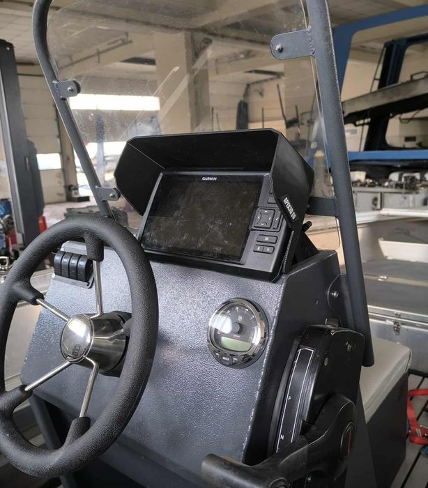 Сенник за Garmin и Lowrance сонари