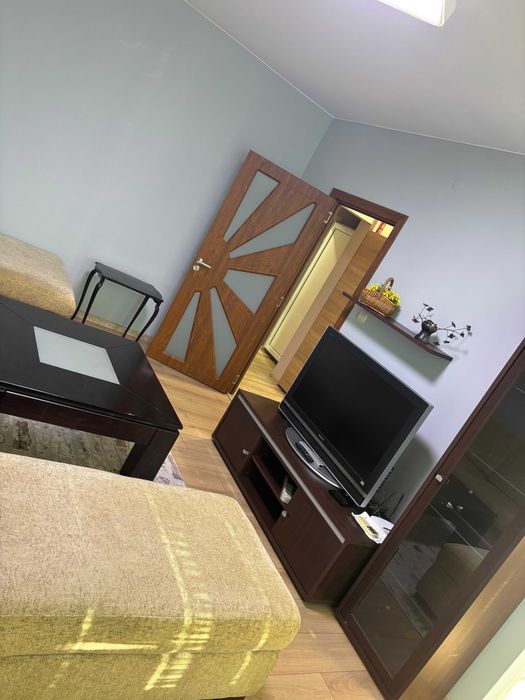 Дава се под наем Двустаен апартамент в Пловдив, Тракия - 64 кв.м за 433.5 € - Снимка #3