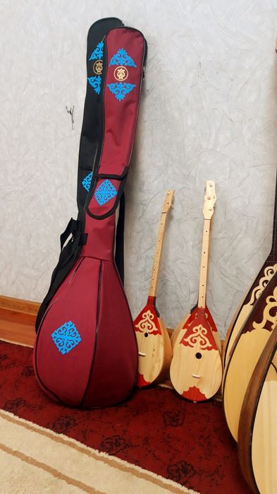 Домбыра ручная работа