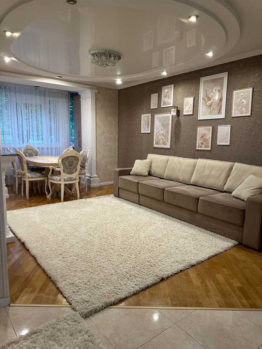 Дава се под наем Двустаен апартамент в София, Надежда 2 - 70 кв.м за 375 € - Снимка #1