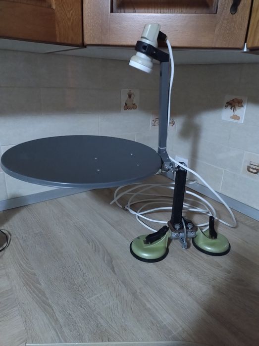 Antenă parabolică pt camion ,rulote etc ..