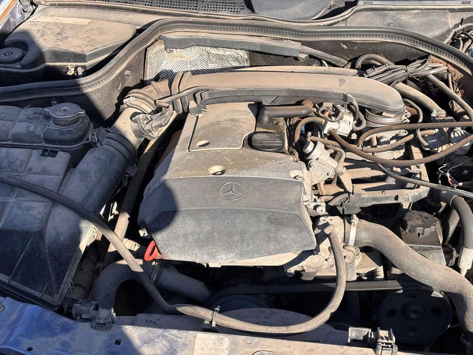 w208 2.0 бензин 136 на части цвят (935U)