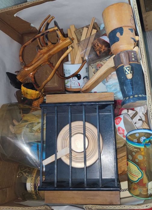 Стари фотоапарати и Стари самобръсначки и други ретро вещи