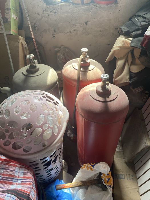 Продается газовый балон 5 шт