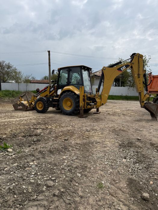 Buldoexcavator Caterpillar!!