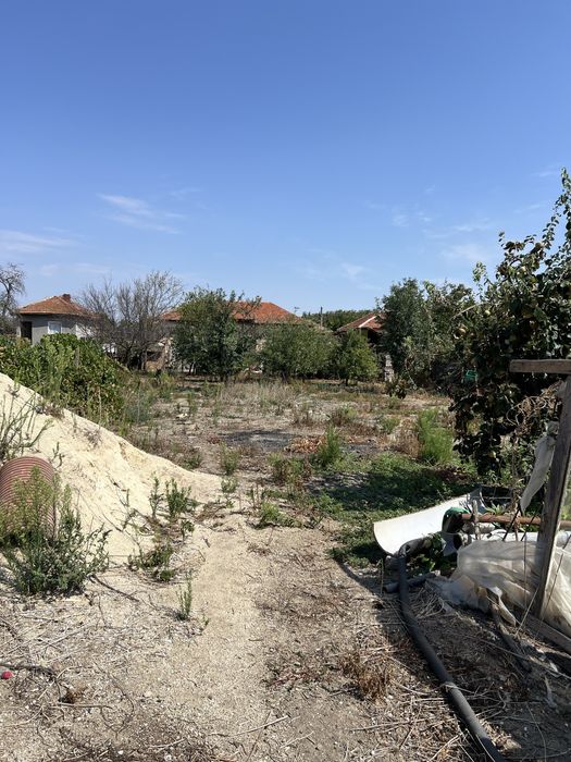 Продава се Къща в с. Биволаре, Област Плевен - 2000 кв.м за 30 €/кв.м - Снимка #4