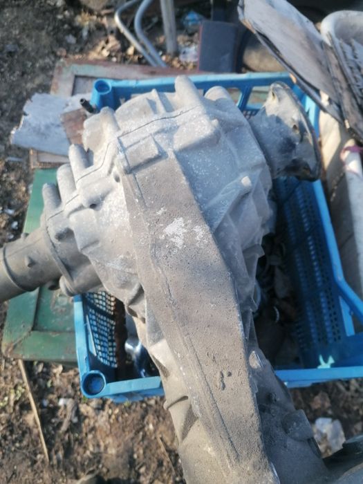 Продавам Преден дефренсял