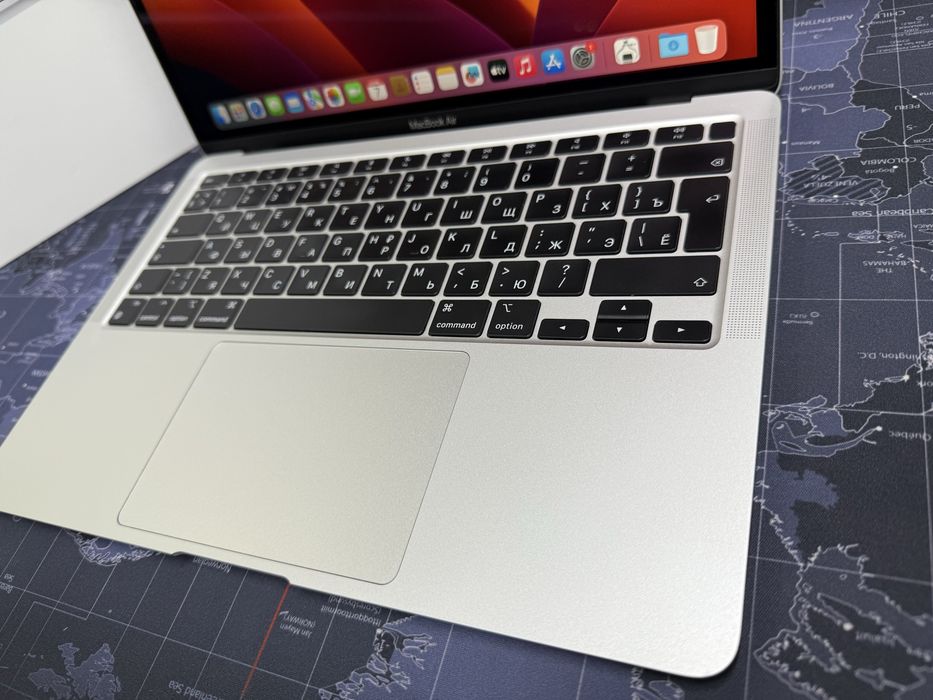 Macbook Air 13 M1 8Gb/256Gb/215ц