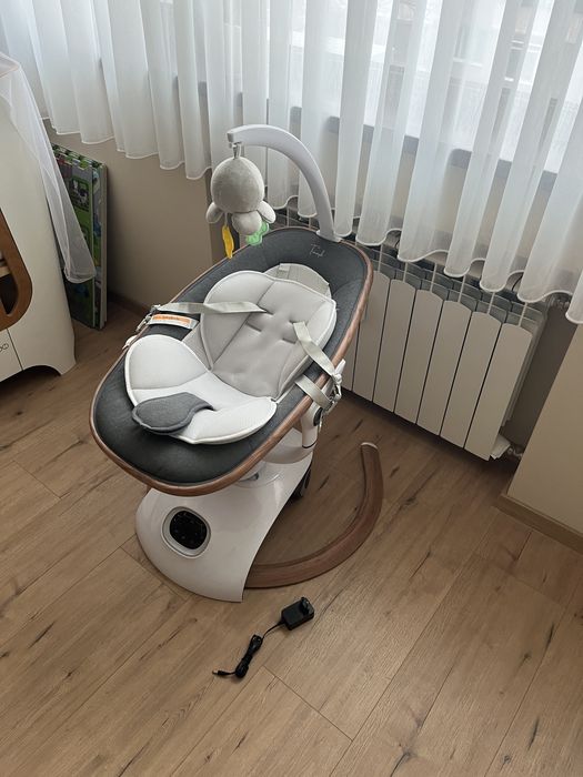 Бебешка електрическа люлка Cangaroo Triumph КАТО НОВА!!!