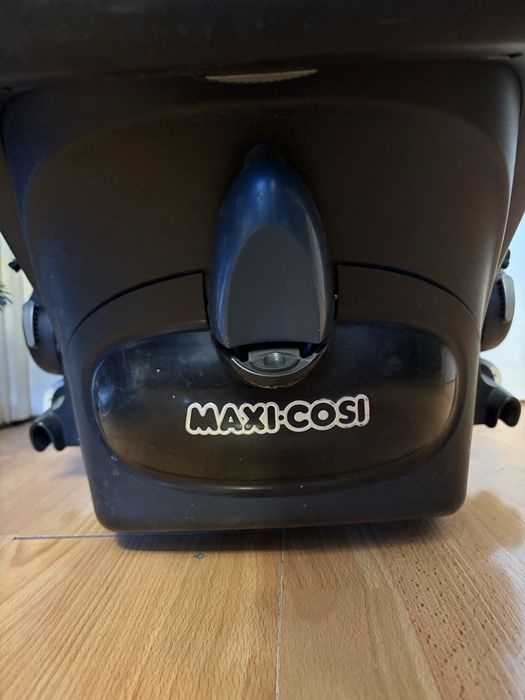 Авто кресло - MAXI COSI