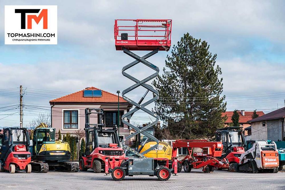 Ножична вишка Skyjack SJ6832 RT