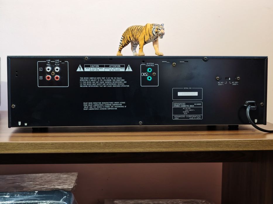 Kenwood KX-W891. Înregistrare/Autoreverse pe ambele părți. Preț fix !