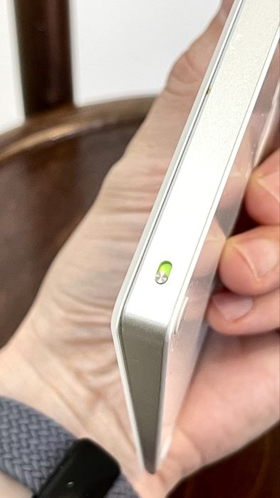 Продам трекпад Apple Magic Trackpad 2 в идеале