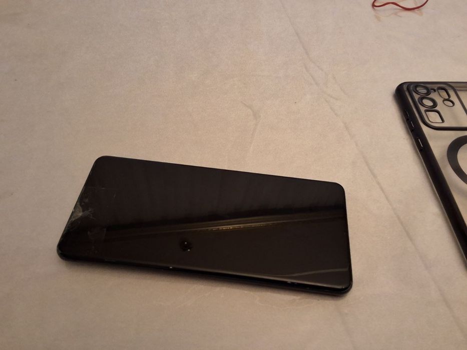 Samsung S20 Ultra sotiladi