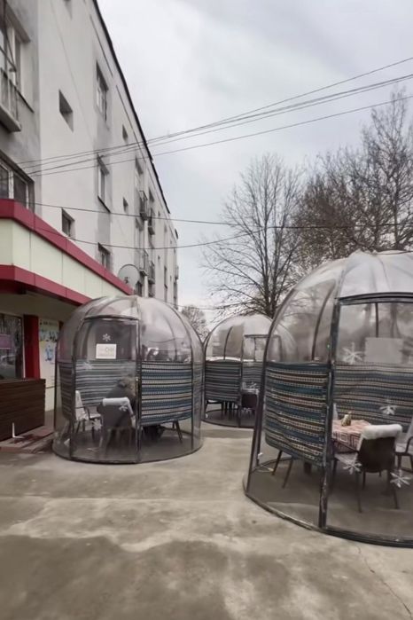 Tayyor kapsula foodtruck bilan birga