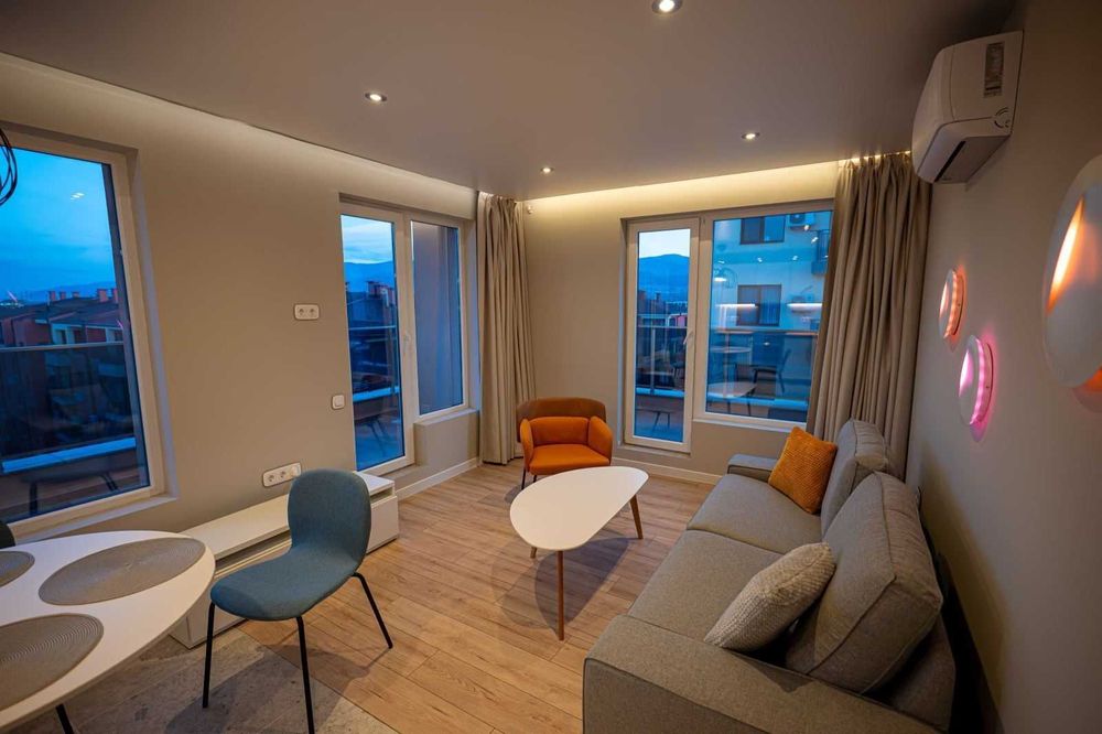 Продава се Двустаен апартамент в Пловдив, Остромила - 71 кв.м за 1070 €/кв.м - Снимка #3
