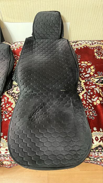Чехлы на сиденья автомобиля
