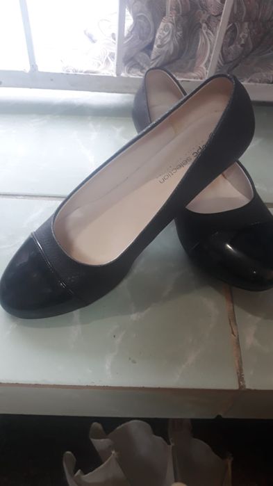 Balerini & pantofi decupat la vârf